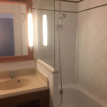 Appartement T2 Calme Sur Golf, Piscine, Ocean 10 Min En Velo Lacanau